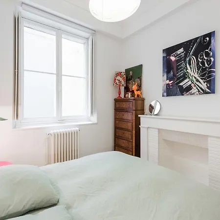 Chapeau Rouge Centre Apartment