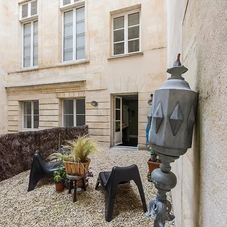 Apartment Chapeau Rouge Centre